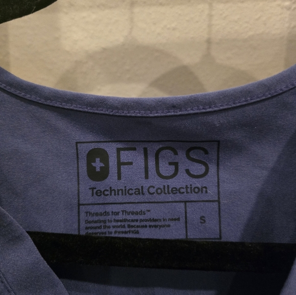 Figs Technical Collection Indigo Scrub Top - Picture 4 of 4